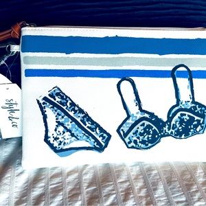 Style & Co Swimsuit Pouch with water resistant lining